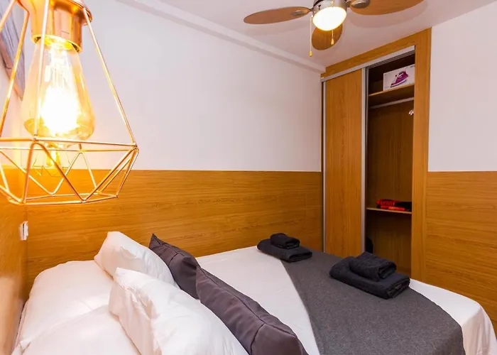 Swimsuit Friendly * Πλάγια ντελ Ινγκλές